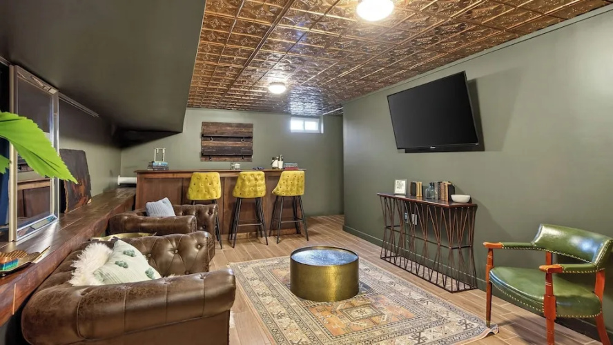 Historic Franklin Retreat Game Room Covered Patio Easy Downtown Access The Carolyn House By Avantstay - Franklin, TN