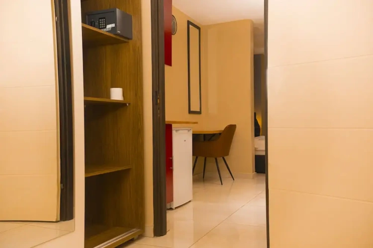 Premium Suite