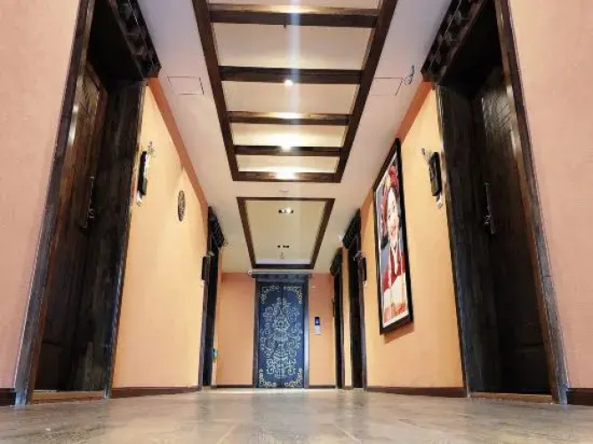 Dongnvqing Culture Theme Hotel