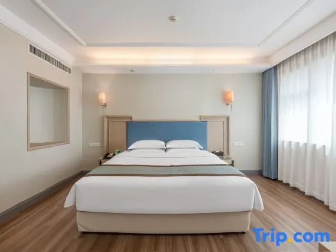 1 Bedroom Business Double Suite
