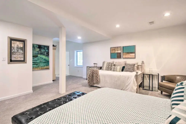 Serene Home w/ Fire Pit, Deck & Easy Access to ATL