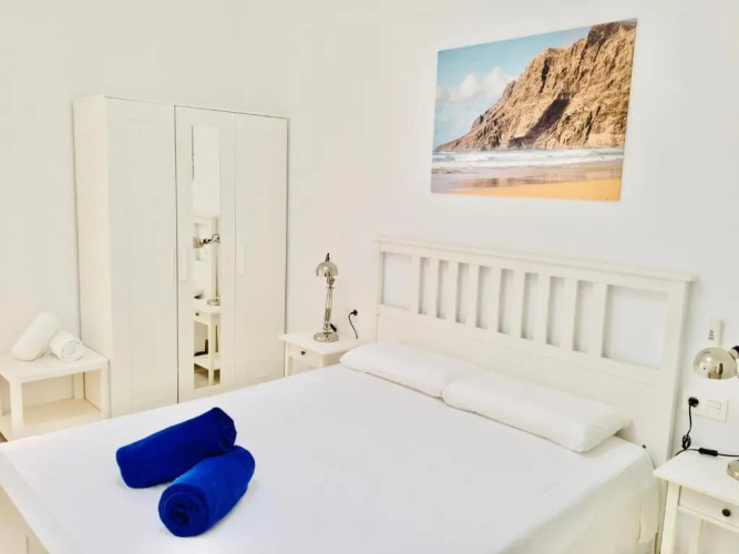 Apartamentos Anjomacar II