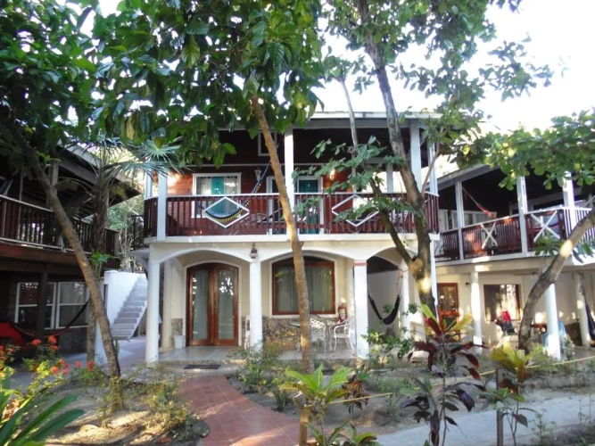 1 Bedroom Bungalow with view