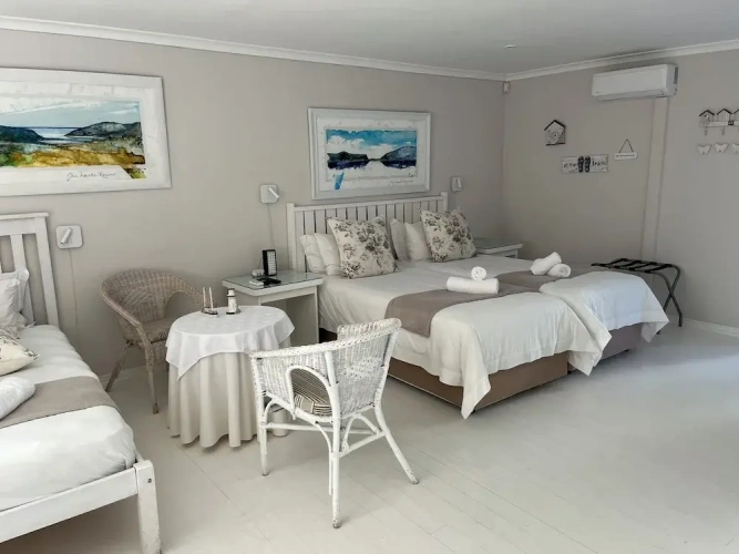 Superior Triple room with garden view