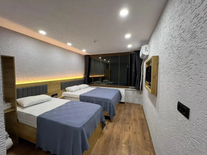 53 Brn Hotel