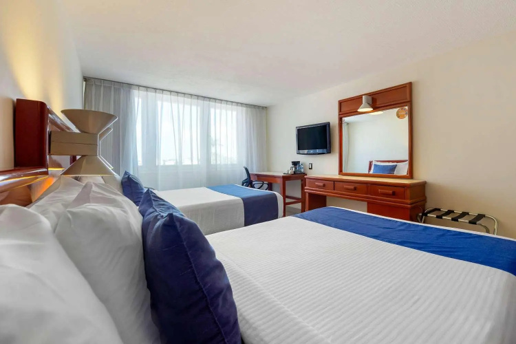 Hotel Hostal de Cortes