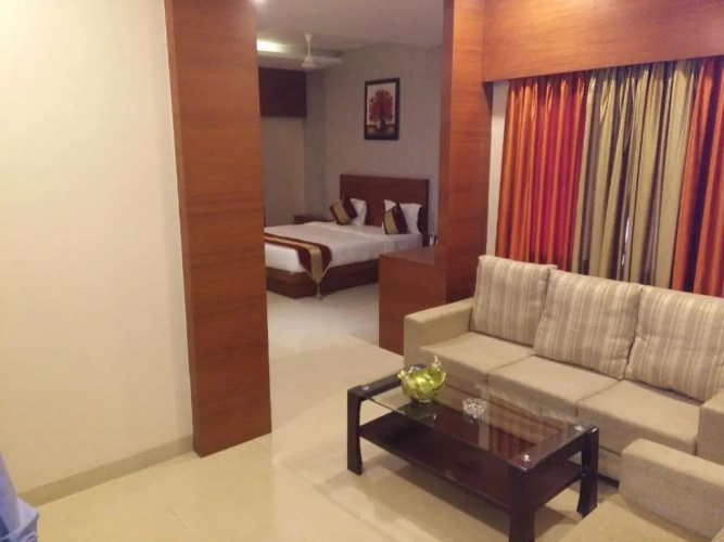 Deluxe Suite