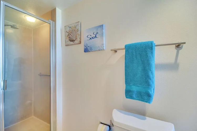 Clearwater Beachfront Condo w/ Heated Pool Access!