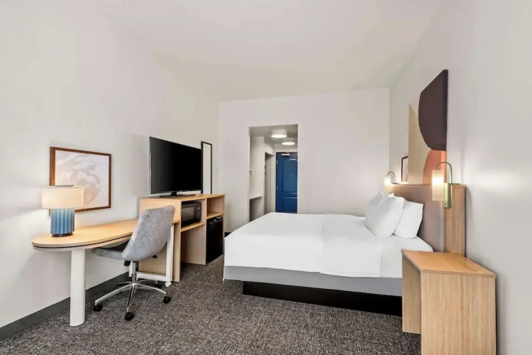 Best Western Legacy Inn & Suites