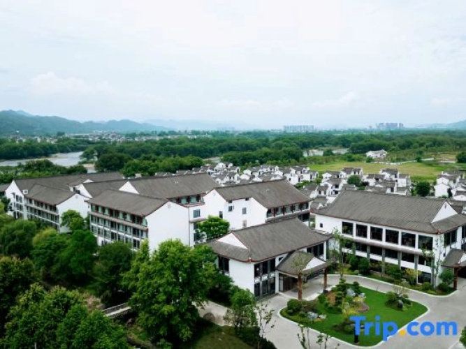 Narada Resort Hotel Guyan Huaxiang