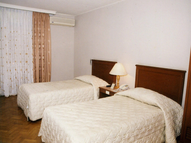 Maxandrea Hotel