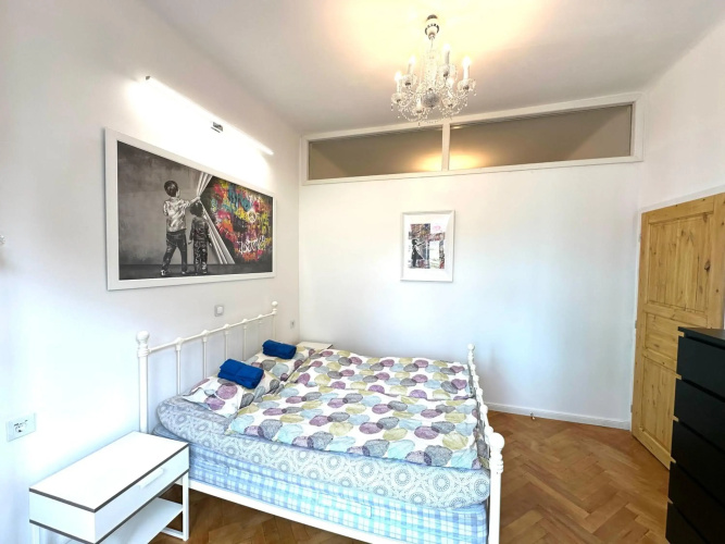Karlin Balcony Apartment