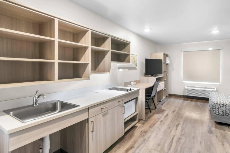 Woodspring Suites Elkhart