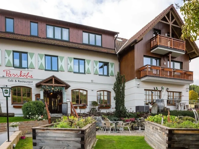 Apartment with balcony
