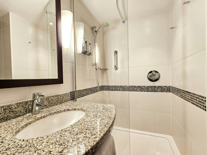 Hampton by Hilton London Croydon photo 6