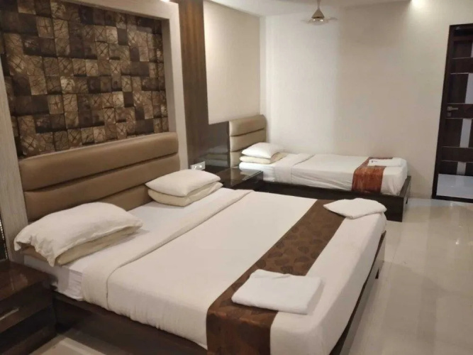 I-Roomz Pratap Residency