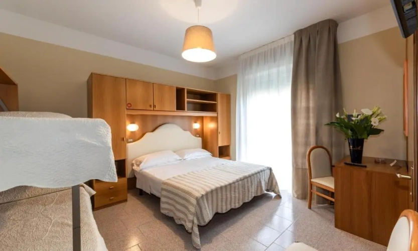 Standard Quadruple room