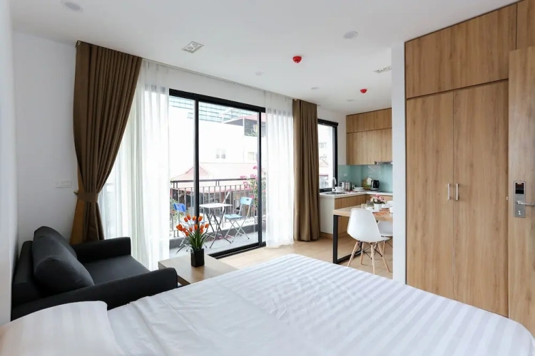 Superior Double Studio with city view