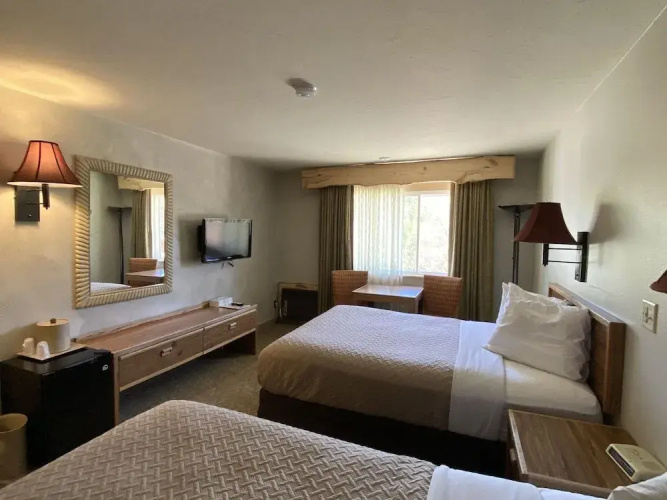 Browns Canyon Inn