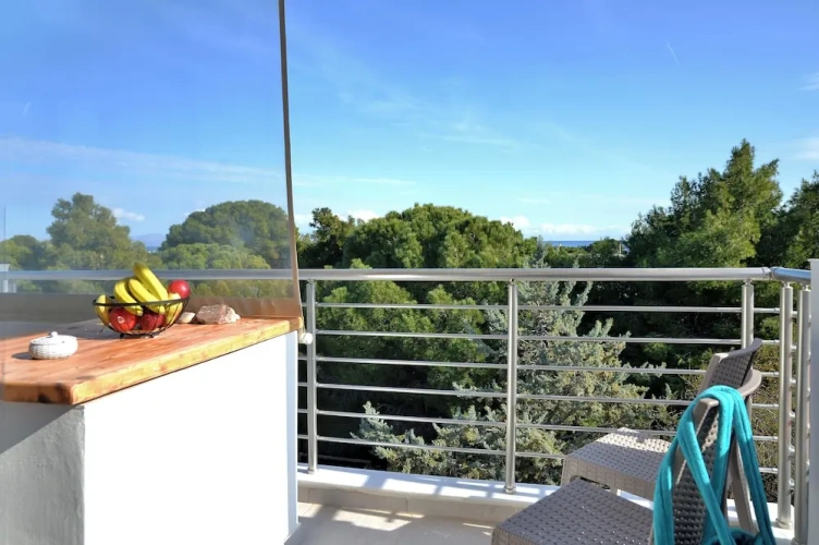Deluxe Double room with partial sea view