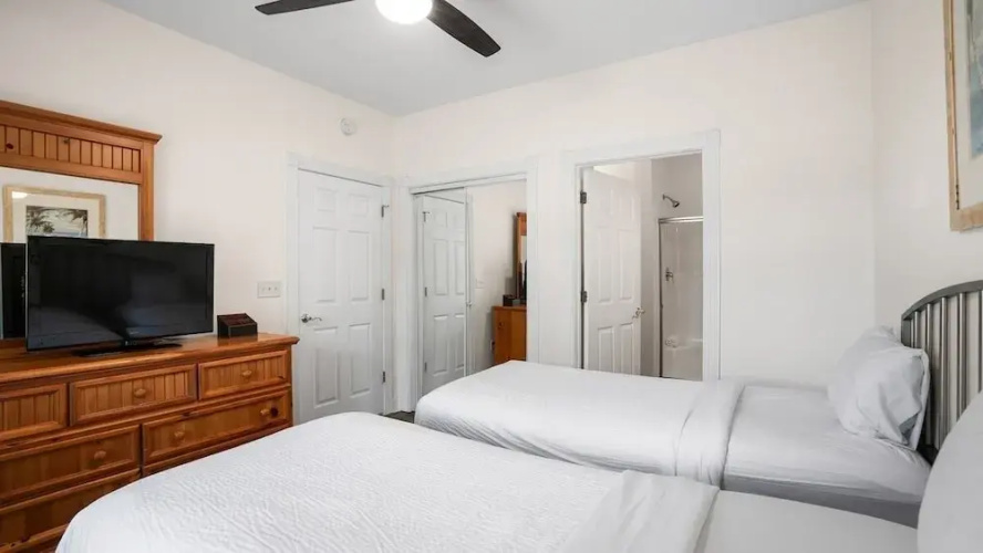Magnolia Pointe Luster Leaf 4833-202 2 Bedroom Condo