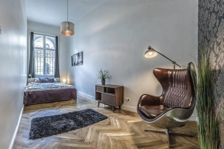 2 Bedrooms Apartment