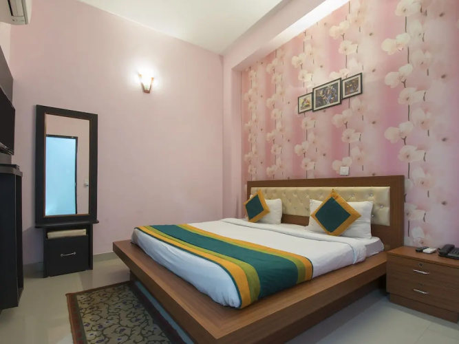 OYO 9935 Hotel Mango House