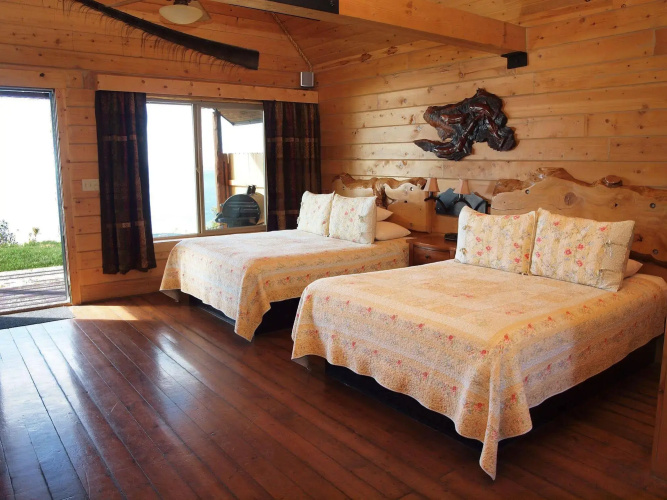 Alaskan Suites