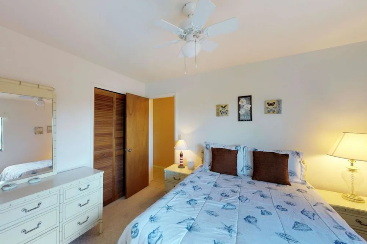 15120 Riverbend Blvd #605