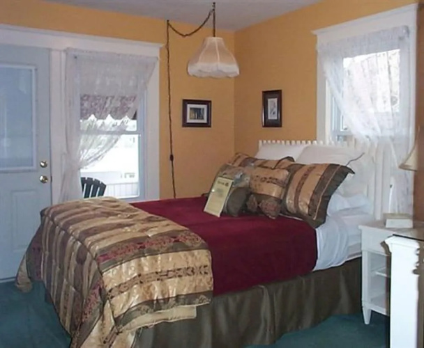The Bentley Inn