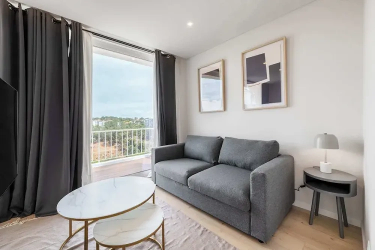 Apartment with balcony