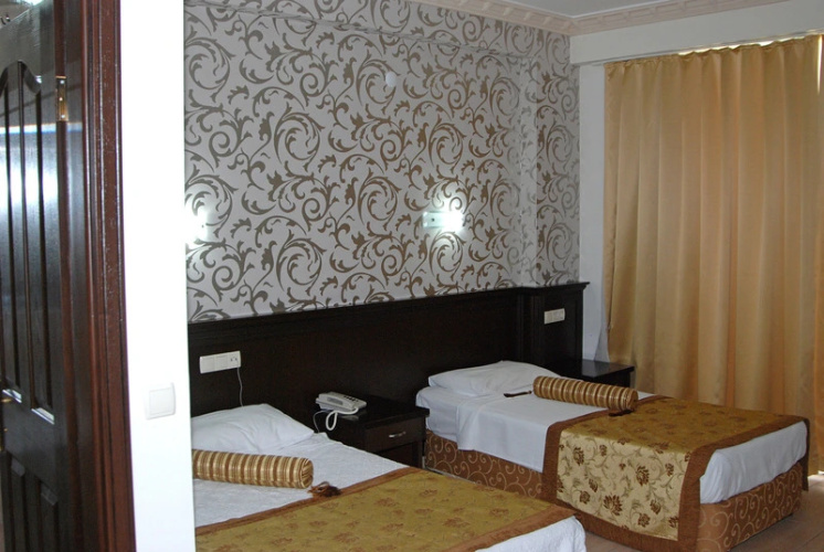 Elamir Grand Lukullus Hotel