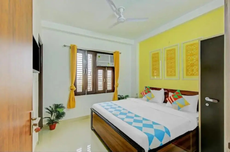 Green Orbit Hotel