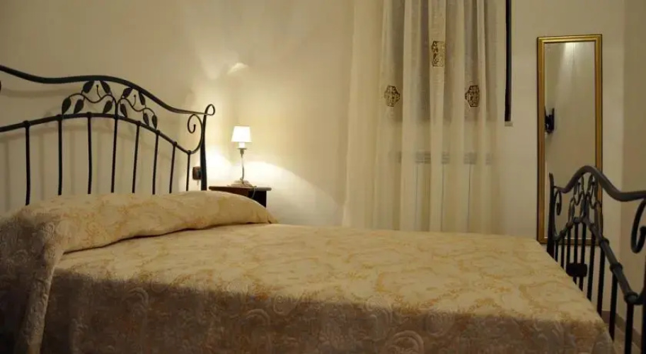 Al Borgo Antico Ristorante E B&B