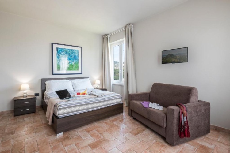 Standard Double room with garden view