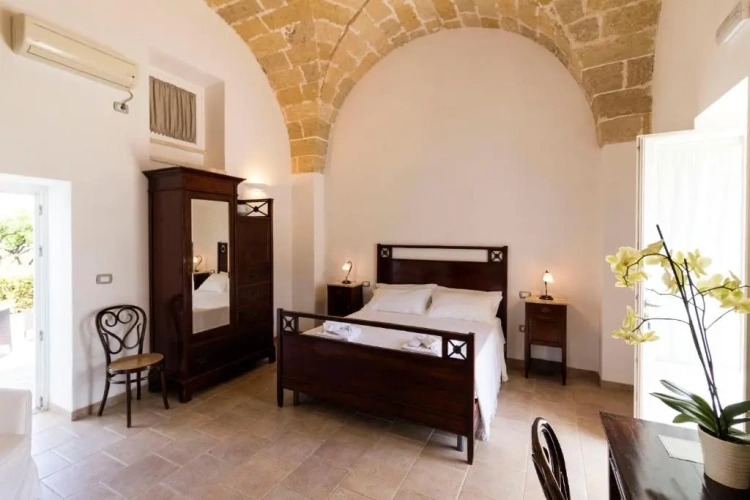 1 Bedroom Apartment with garden view