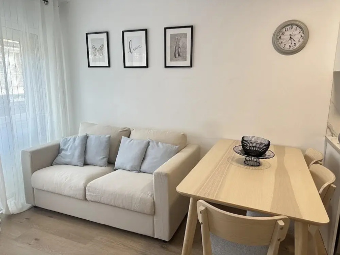 Beach Apartment 4