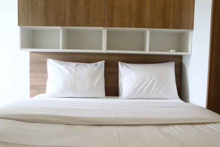Modern Design 2BR The Springlake Summarecon Apartment