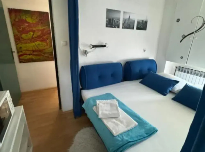Duga House