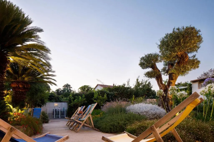 Regginè Holiday Apartments