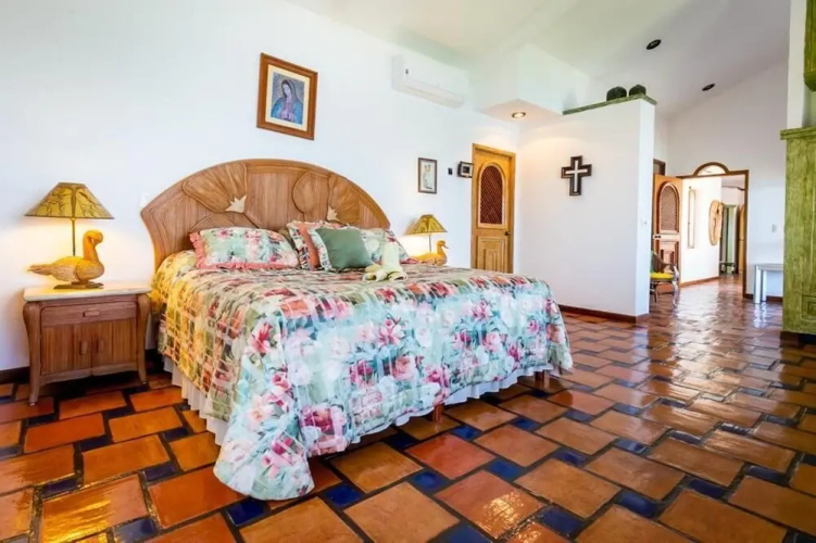 Joya de Pichilingue - Villa con piscina