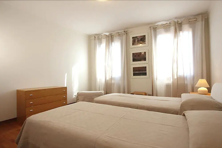 City Apartments - Lara