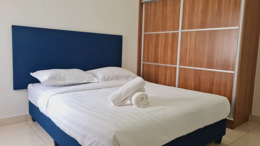 Alanis Residence Kota Warisan