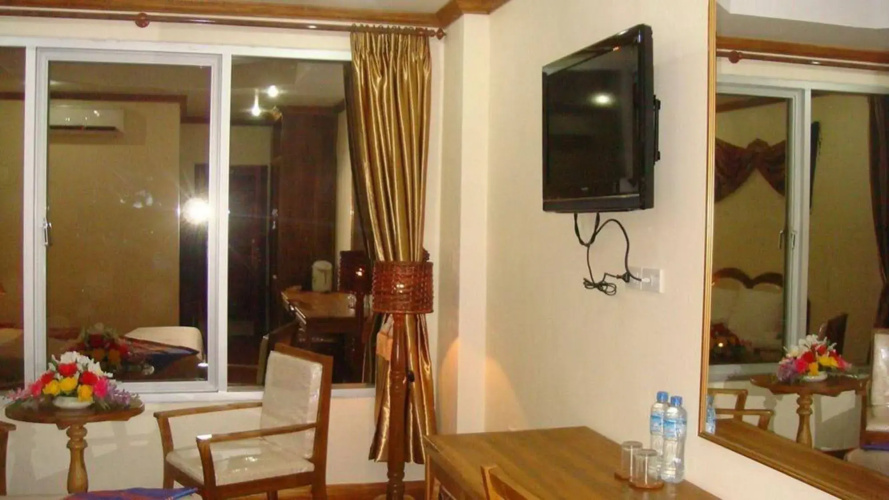 La Ong Dao Hotel 1