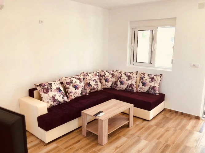 Delfini Apartments