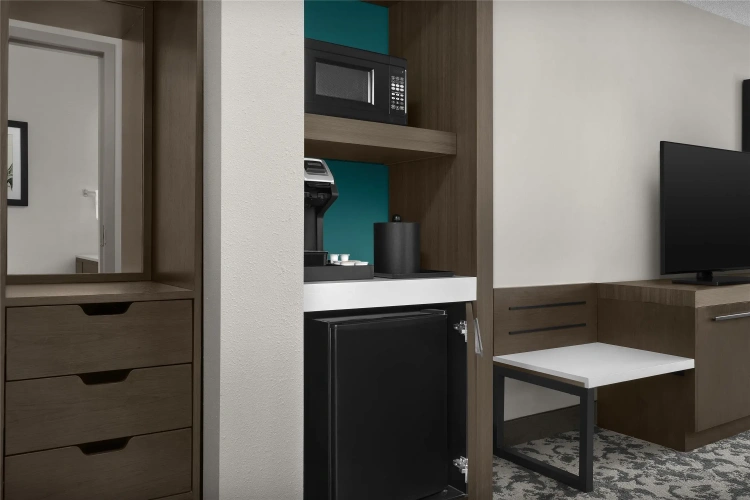 1 Bedroom Quadruple Suite