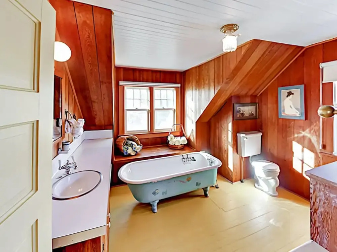 104 S Marion - 4 Br Home