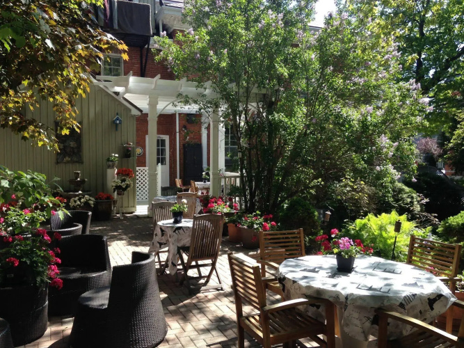 Trinity House Inn
