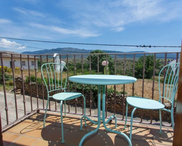2 Bedrooms Cottage with balcony