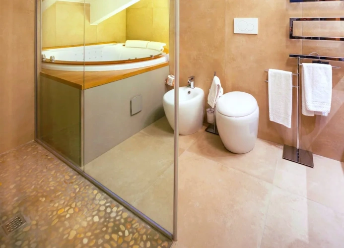 Junior Suite with balcony and with partial sea view